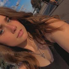 Does anyone know anybody or have references to someone who could make this  cake