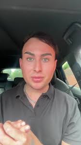 Christopher Loy A TikTok