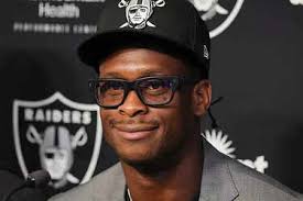 NFL influencer Annie Agar under fire for viral tweet mocking Bears amid  Pope Leo XIV announcement