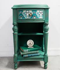 Annie Sloan Chalk Paint Olive Antibes Florence Cute Furniture Painted Furniture Furniture Restoration