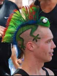 This is best done on hair that already has a shaved side for a place to attach the zipper feature. Funny Hair Seltsame Frisuren Lustige Frisuren Schlechter Tag