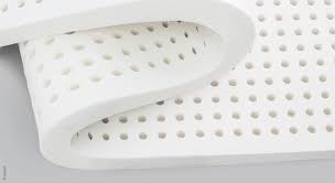Foam and latex mattresses absorb impact. Latexmatratzen Was Kann Das Material Bett1 De