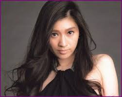 安室奈美恵 長谷川潤 篠原涼子がお手本 メイクレッスン パーソナルカラー オータム 40代をもっとキレイに かきあげヘア 黒髪ロング 篠原涼子