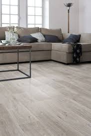 poser du lino dans votre demeure idees en photos deco salon canape taupe revetement de sol en vinyle sol vinyle