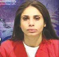 Elinor Dvir's Instagram, Twitter & Facebook