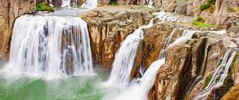 Top 15 most amazing waterfalls on earth. Best Waterfalls In U S Cheapism Com
