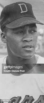 130 Cesar Tovar Stock Photos, High-Res Pictures, and Images