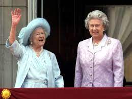 Queen elizabeth ii is the reigning monarch and the 'supreme governor of the church of england'. Queen Mother Turns 100 Abc News Australian Broadcasting Corporation