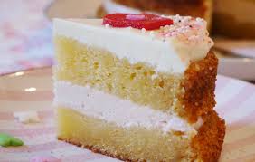 Vor dem servieren mit etwas puderzucker bestreuen, in stücke schneiden und dann einfach nur noch genießen. Vanille Frischkase Torte Fraulein Ella