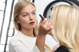 makeup courses makeup in