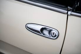 Image result for Avorio 1984 Alfa-Romeo