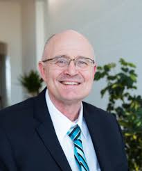 Recovered from West Nile, Menary returns as CEO of Grinnell Mutual