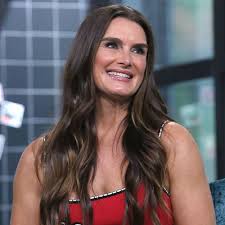 Brooke christa shields (born may 31, 1965) is an american actress and model. Brooke Shields Shared The Stretches She Does For Flexibility At 55