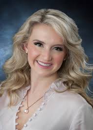 Vote for Taylor Massey for Miss University of Louisiana by “Liking” her  photo