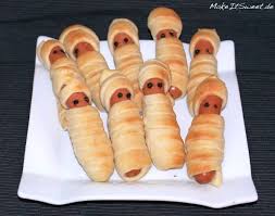 Mumien Fur Halloween Rezept Makeitsweet De Halloween Fingerfood Fingerfood Rezepte Fingerfood