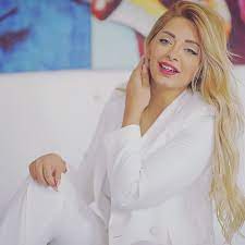 أحمد حلمي نور قباني أوبا. Ù…ÙŠ Ø­Ù„Ù…ÙŠ Ù…Ø¹Ù„ÙˆÙ…Ø§Øª Ø®Ø·ÙŠØ±Ø© Ø¹Ù† Ø§Ù„Ù…Ø°ÙŠØ¹Ø© Ø§Ù„ØªÙŠ Ø­ÙˆÙ„Øª Ø­ÙŠØ§Ø© Ù…Ø­Ù…Ø¯ Ø±Ø´Ø§Ø¯ Ø¥Ù„Ù‰ Ø¬Ø­ÙŠÙ… Ù†Ø¬ÙˆÙ… Ø§Ù„ÙÙ† Ø§Ù„Ù…ÙˆØ¬Ø²