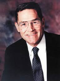 Yale Bulletin and Calendar