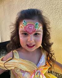 Elyse Hernandez (@bumblebee.artistries) • Instagram photos and videos