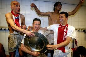 Johannes marinus jan van halst is a former dutch professional football player and current television show host and sports analyst for fox. Rambo Van Halst