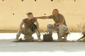 Billy lynn é um jovem soldado de 19 anos, que consegue sobreviver, junto de seus colegas de exército, a um tiroteio no iraque em 2005. Foto De Vin Diesel A Longa Caminhada De Billy Lynn Foto Joe Alwyn Vin Diesel Adorocinema