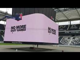 41,247 likes · 84 talking about this · 567,323 were here. Neuer Videowurfel Im Frankfurter Waldstadion Deutsche Bank Park Youtube