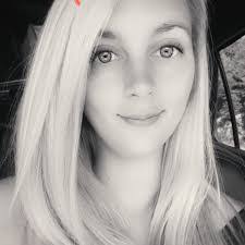 Ashley Newbury's Instagram, Twitter & Facebook