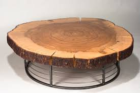 Coffee table in the form of trunk with antique finish. Youngmenheaven Round Tree Trunk Coffee Table