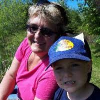 40+ "Vicki March" profiles