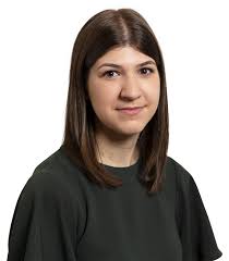 Ce n'est juste plus rendu assez viable»: un étudiant québécois va fuir la  Russie