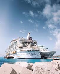 Tiket kapal laut tujuan tanjung perak surabaya. Tiket Kapal Pesiar 2021 Rute Perjalanan Fasilitas Dan Lama Perjalanan