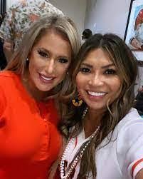 Mariah Hatfield's Instagram, Twitter & Facebook