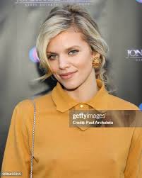 58 Lynne Baker Photos & High Res Pictures