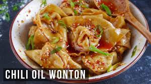 After cooking, i added the broth to my tomato sauce and reduced that for extra flavour, then added the meatballs to the sauce to simmer a bit longer. Sichuan Spicy Wonton In Chili Oil çº¢æ²¹æŠ„æ‰‹ Red House Spice