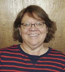 Cindy Lindquist's Instagram, Twitter & Facebook