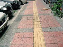 Contdict.com > malay english online translator. Laluan Pejalan Kaki In English