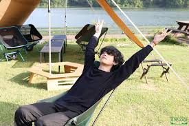 V in the soop s2 preview photo (2).jpg. ê¹íë Auf Twitter In The Soop Bts Behind Cut Episode 8 Taehyung Jungkook Bts Twt Part 5 5