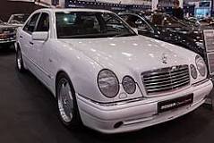 Mercedes-Benz E-Class (W210) - Wikipedia