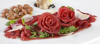 Salzfleisch) ist ein traditionelles fleischgericht aus dem trentino, das seine ursprünge im nordwestlichen hinterland des gardasees in der gegend von arco, varone und tenno hat. Salumificio Parisi Carne Salada