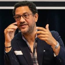 Prof. Colin Wayne Leach (@leach_cw)