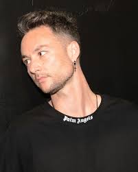 N I C O L A S • C U R T I S (@nicolas_curtis_music) • Instagram photos and  videos