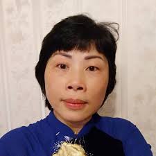 Nguyet Luu's Instagram, Twitter & Facebook