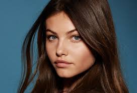 She is the daughter of former footballer patrick blondeau and véronika loubry, former actress, former television presenter and photographer. Thylane Blondeau Who Is Thylane Blondeau And What Is Her Background Surya S Like