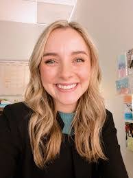 Leah Towell's Instagram, Twitter & Facebook