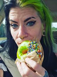 I did some fright at the fest at the six flags w friends & it made my lil  Halloween 🎃 heart 🖤 so much good 🤘🏻