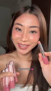 not your average lip product 🙂‍↕️ @rasha_hizon reviews the newest happy  skin lip oil stick and yes, it's as juicy as it looks 👀💧 try it now at  any Happy Skin boutiques 💗
