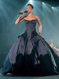 Ball Gown Beauty From Rihanna S Best Looks Ball Gowns Fashion Sweetheart Evening Dress
