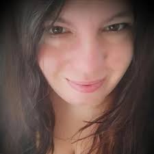 Unten: Milchschnitte, dann den Pinguin und oben drauf die nächste  Schnitte... Fertig ist der Milchburger!