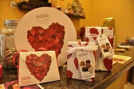 Neuhaus 10pc gourmet chocolate red tin heart (5006679) neuhaus romantic sharing box 24pc (5023236) coffee & crème malted milk balls by koppers related products. Neuhaus Valentines Day Collection Picture Of Chocolate Box Robbinsville Tripadvisor