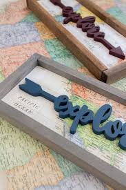 Handmade Wood Signs 14 Amazing Signs You Can Buy On Etsy Handmade Home Dekorasi Buatan Sendiri Proyek Buatan Sendiri