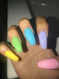 Kits contain everything you need to acrylic liquid and acrylic powder. Colorful Nails For Summer Lilostyle